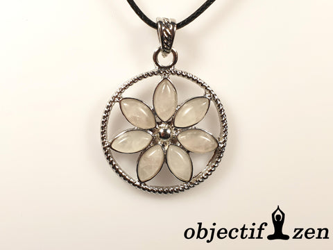 collier fleur quartz blanc objectif-zen