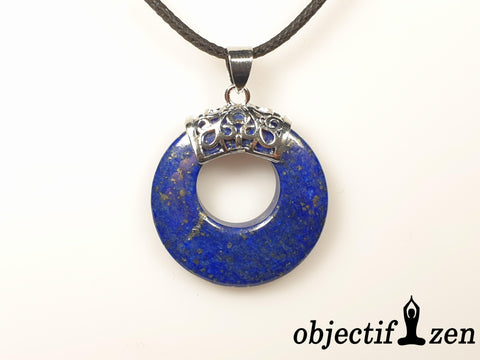 pendentif donut 2.8cm lapis-lazuli avec support objectif zen