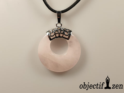 pendentif donut 2.8cm quartz rose avec support objectif zen