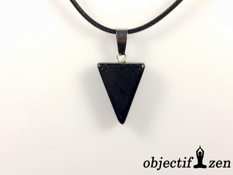 pendentif triangle agate noire objectif-zen