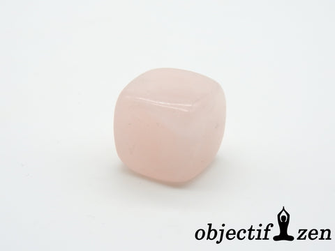 pierre cube quartz rose objectif zen