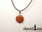 pendentif galet 2 cm en pierre de soleil