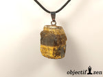 pendentif minerai brut lithothérapie oeil de tigre objectif zen