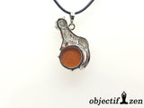 objectif zen pendentif leopard pierre de soleil